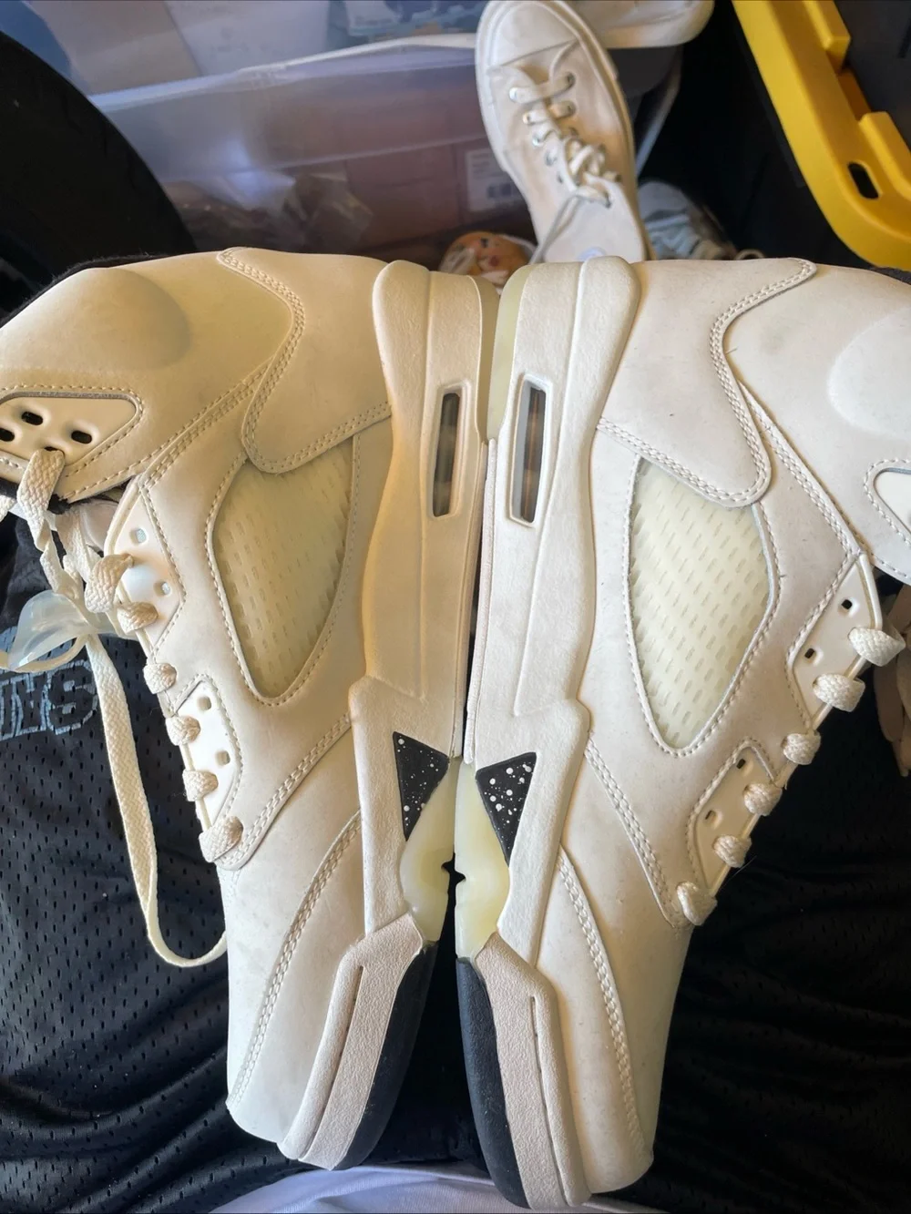 Jordan Men's White Black Athletic Shoes